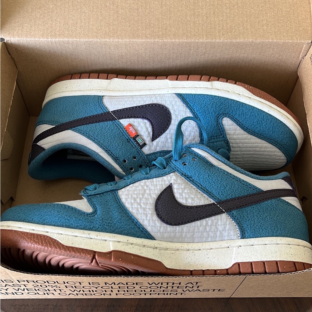 Nike Dunk Low SE (GS)